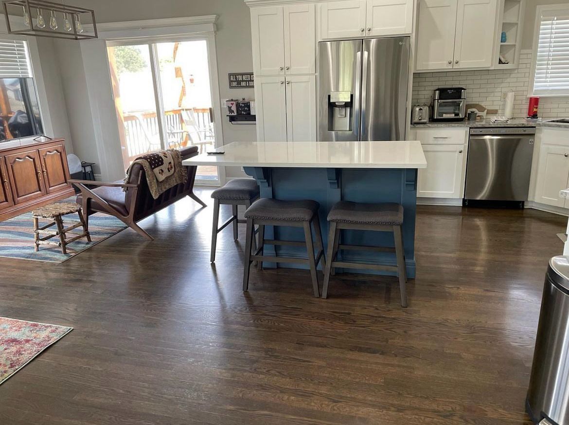 House Cleaning Services Kansas City Metropolitan area Professional Cleaners Meticulous Attention to Detail Spotless Results Reliable Cleaning Premier Cleaning Company Refreshed Spaces Sparkling Clean Homes